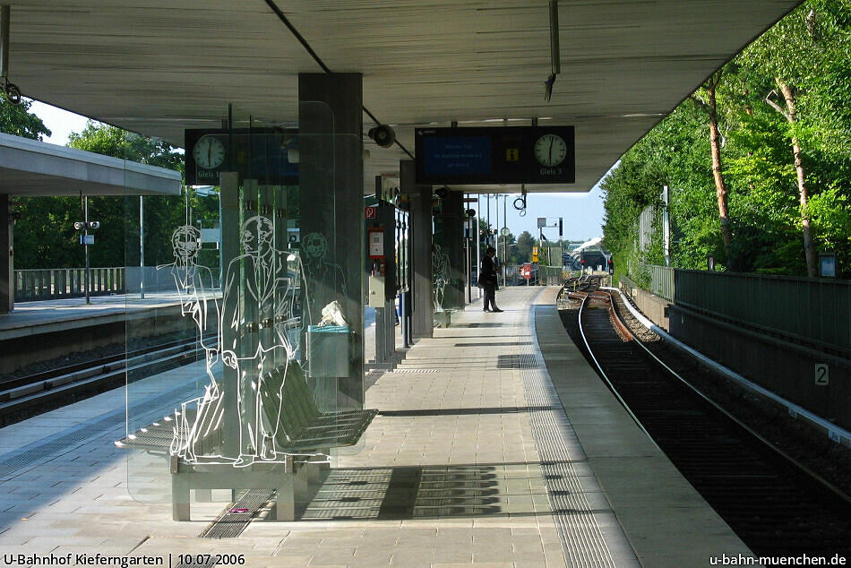 U-Bahnhof Kieferngarten (U6) - U-Bahn München