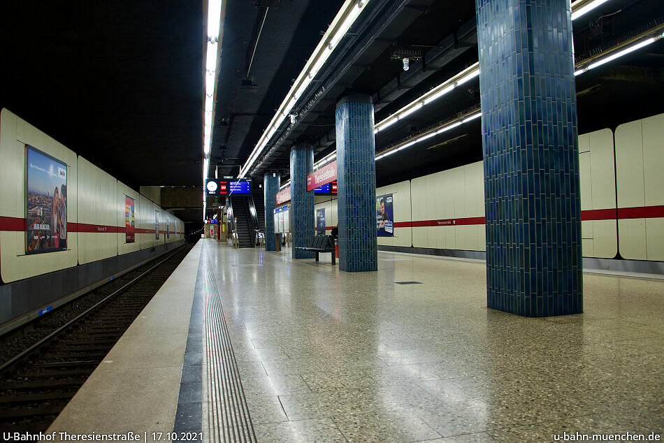 U Bahnhof Theresienstrasse U2 U8 U Bahn Munchen