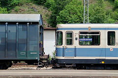 Überführung dreier U-Bahn-Wagen 2003 – Adapterwagen an A-Wagen 137