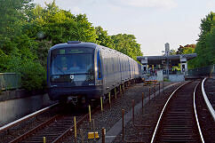 C-Zug 616 als U6 auf freier Strecke nördlich des U-Bahnhofs Studentenstadt