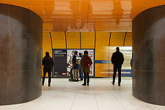 Blick aus dem Paralleltunnel im U-Bahnhof Marienplatz