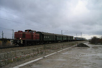 A-Wagen 103 und 104 auf der Rückkehr von Nürnberg vor der Einfahrt Laim Rangierbahnhof