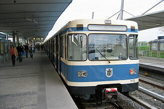 A-Wagen 172 im damaligen Endbahnhof der U6 Garching-Hochbrück