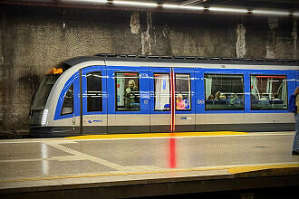C2-Zug 778 als U1 im U-Bahnhof Hauptbahnhof