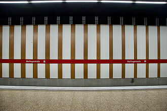 Hintergleiswand im U-Bahnhof Maillingerstraße