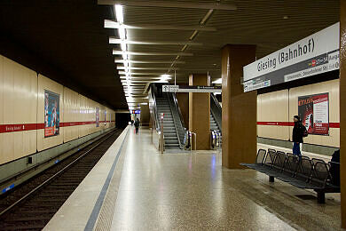 U-Bahnhof Giesing (Bahnhof) U-Bahnhof Giesing (Bahnhof)