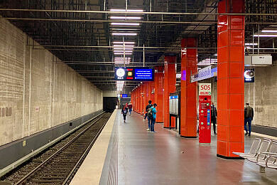 U-Bahnhof Giselastraße ohne Wand- und Deckenverkleidung