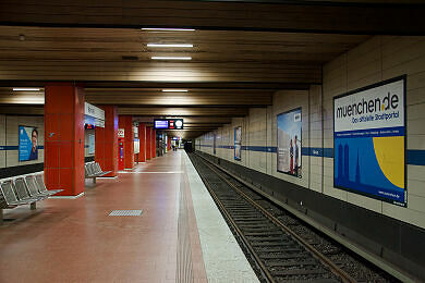 U-Bahnhof Harras U-Bahnhof Harras