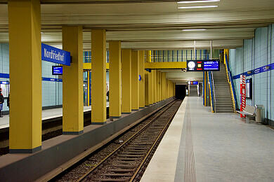 U-Bahnhof Nordfriedhof U-Bahnhof Nordfriedhof