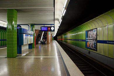 U-Bahnhof Partnachplatz U-Bahnhof Partnachplatz