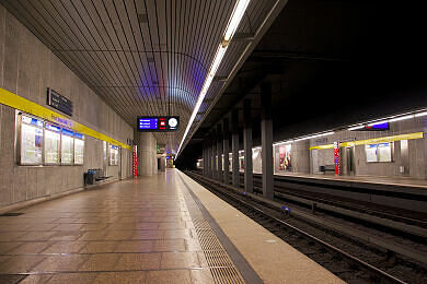 U-Bahnhof Richard-Strauss-Straße U-Bahnhof Richard-Strauss-Straße
