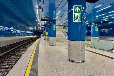 U-Bahnhof Sendlinger Tor (U3/U6) nach der Umgestaltung U-Bahnhof Sendlinger Tor (U3/U6) nach der Umgestaltung
