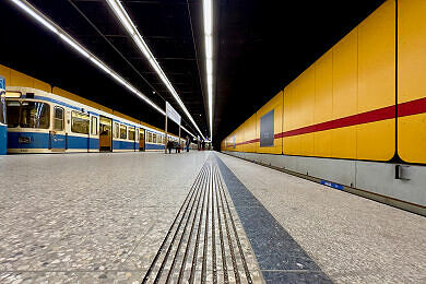 U-Bahnhof Silberhornstraße