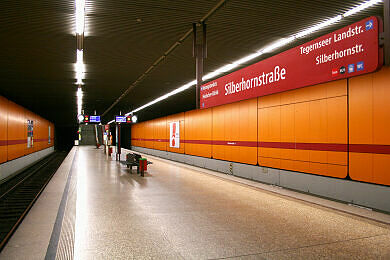 U-Bahnhof Silberhornstraße U-Bahnhof Silberhornstraße