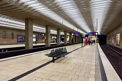 U-Bahnhof Scheidplatz, Gleis 2/4 U-Bahnhof Scheidplatz, Gleis 2/4