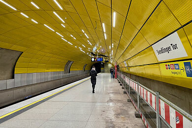 U-Bahnhof Sendlinger Tor (U1/U2) teilweise bereits umgestaltet U-Bahnhof Sendlinger Tor (U1/U2) teilweise bereits umgestaltet