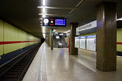 U-Bahnhof Untersbergstraße U-Bahnhof Untersbergstraße