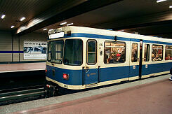 A-Wagen 164 im U-Bahnhof Implerstraße