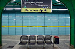 U-Bahnhof Böhmerwaldplatz