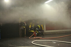 Feuerwehr im Einsatz im U-Bahnhof Goetheplatz