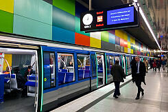 C2-Zug Präsentation im U-Bahnhof Georg-Brauchle-Ring