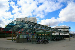 Westlicher Zugang zum U-Bahnhof Dülferstraße