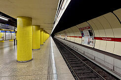 U-Bahnhof Fraunhoferstraße Gleis 1