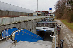 Nördlicher Zugang zum U-Bahnhof Freimann