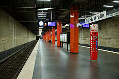 U-Bahnhof Giselastraße ohne Wand- und Deckenverkleidung