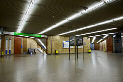 Sperrengeschoss am Übergang zur S-Bahn im U-Bahnhof Heimeranplatz