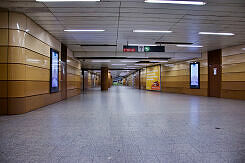 Übergang zum S-Bahnhof Karlsplatz (Stachus)