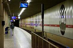 U-Bahnhof Königsplatz, Gleis 1