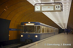 U-Bahn Betrieb nach Eröffnung Oktober 1971 im U-Bahnhof Marienplatz