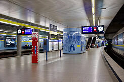 U-Bahnhof Max-Weber-Platz