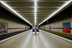 U-Bahnhof Rotkreuzplatz