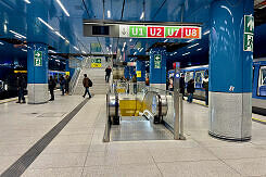 U-Bahnhof Sendlinger Tor (U3/U6) mit neuem Treppenlayout
