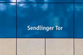 Stationsschild U-Bahnhof Sendlinger Tor (U3/U6)