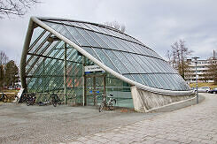 Zugang zum U-Bahnhof St.-Quirin-Platz
