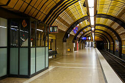 Abfertigungskanzel im U-Bahnhof Bahnhof Theresienwiese