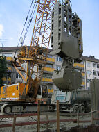 Schlitzwandbagger U-Bahnbaustelle Moosach