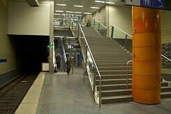 U-Bahnhof Universität, Ausgang Richtung Schellingstraße