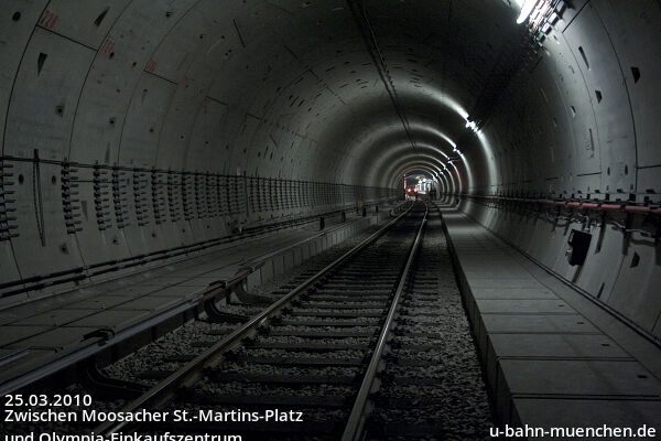 Zwischen Moosacher St.-Martins-Platz und Olympia-Einkaufszentrum