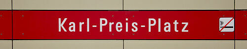 Stationsschild U-Bahnhof Karl-Preis-Platz