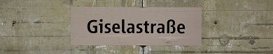 Stationsschild U-Bahnhof Giselastraße