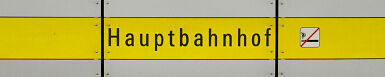 Stationsschild U-Bahnhof Hauptbahnhof (U4/U5)