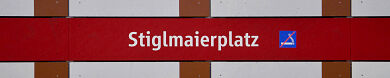 Stationsschild U-Bahnhof Stiglmaierplatz