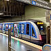 C2-Zug 726 als U3 im U-Bahnhof Odeonsplatz, baustellenbedingt nur bis Sendlinger Tor