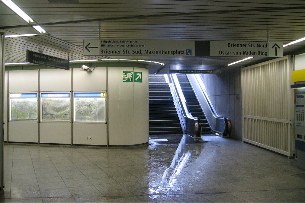 Leitsystem Odeonsplatz – Sperrengeschoss Brienner Straße