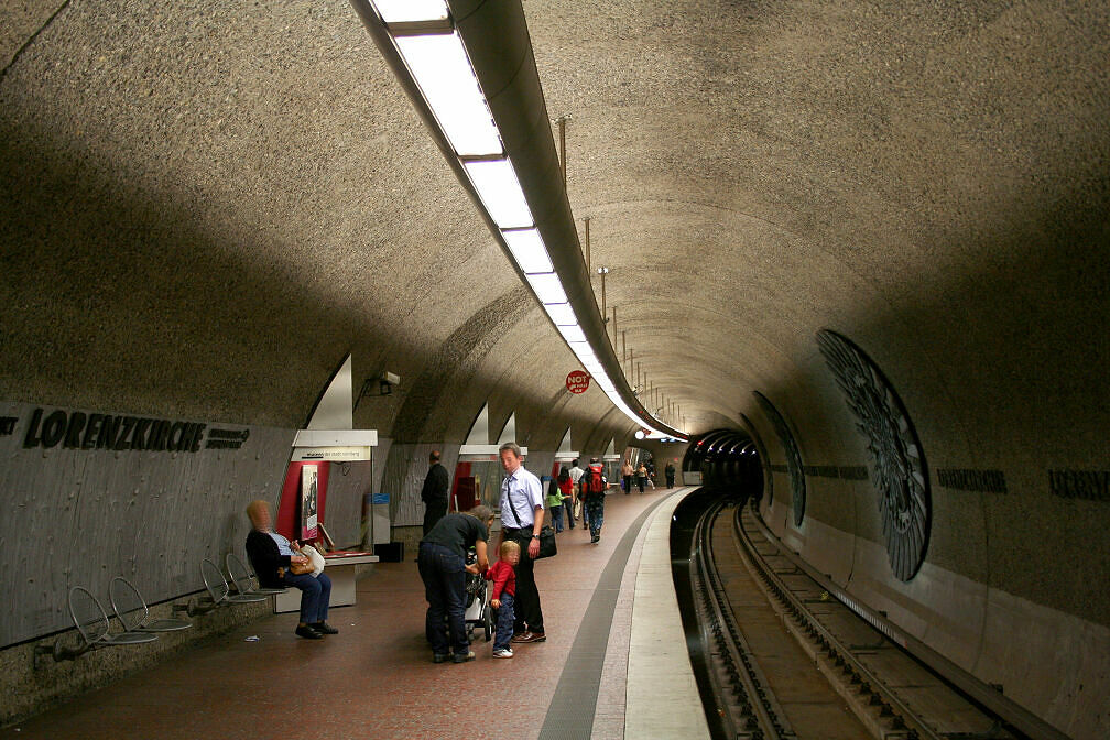 Nürnberger U-Bahnhof Lorenzkirche