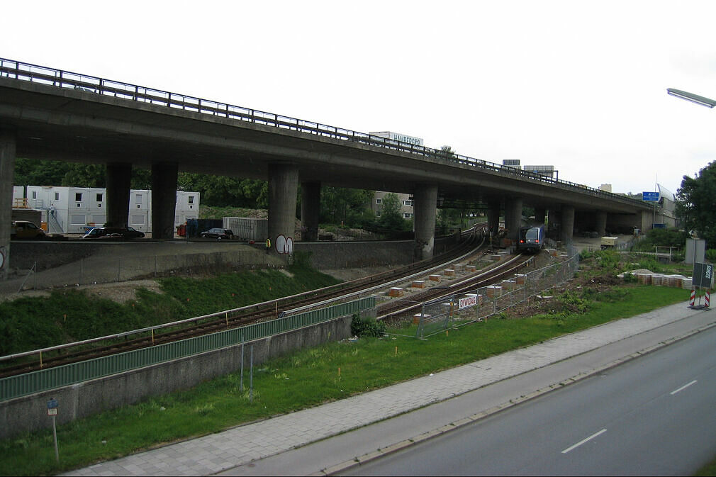 Baustelle Tatzelwurm – Unterquerung der U-Bahn Blickrichtung Nordwesten
